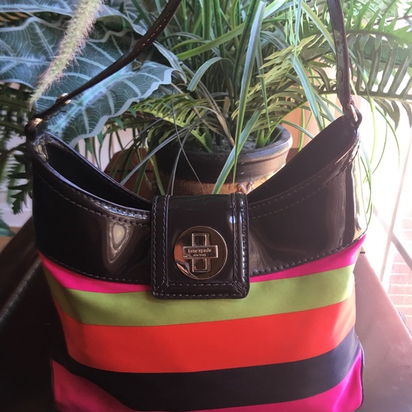 kate spade Handbags - 🌺🎉Kate Spade Multicolored Purse🌺🎉